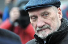 Macierewicz naciskał na kierowcę? Jest zawiadomienie do prokuratury o...