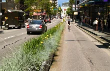 W Vancouver 50% ludzi podróżuje pieszo, rowerem lub transportem publicznym.