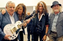 "Najbiedniejszy prezydent świata" dostał gitarę od muzyków Aerosmith