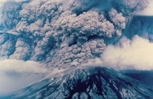 Skąd wziął się mit, że wulkany emitują więcej CO2 niż ludzie?