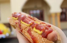 Skąd się wzięło określenie "hot dog"?