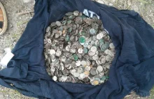 W sumie 6 kg monet znaleziono przypadkiem na terenie klasztoru w Zbarażu