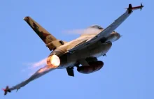 Izraelskie myśliwce uderzyły w Damaszek - wojenne gry Izraela i Turcji?