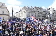 Tysiące ludzi na ulicach Londynu. Chcą drugiego referendum ws. brexitu