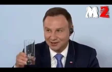 Andrzej Duda MASAKRUJE szklanką wody zachodnich dziennikarzy