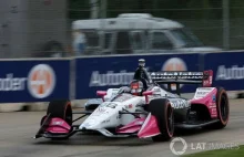 Niesamowity pokaz kontroli samochodu w wykonaniu Marco Andrettiego