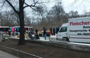 Polaków się boją, na Niemców polują, wywiad ze sprzedawcą na bazarze