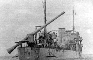 Radziecki niszczyciel Engels z 305 mm działem bezodrzutowym