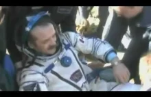 Chris Hadfield wylądował na ziemii