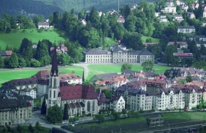 Szwajcaria obniża podstawową stawkę VAT do 7,7 proc.
