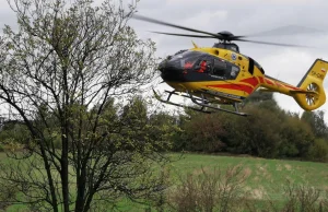 W Ostrowie Wlkp brakuje karetek wysłano śmigłowiec Lpr 500 metrów od szpitala.