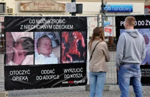 Bydgoszcz: Prezydent kazał usunąć wystawę o aborcji