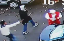Video z napadu z bronią w ręku podczas sprzedaży butów / Jordanów