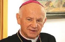 Arcybiskup zidentyfikowany jako komunistyczny agent w Watykanie przechodzi...