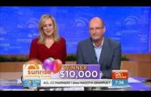 Poranna TV z Australii dzwoni do kobiety z informacją, że wygrała $10 000