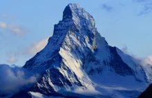Matterhorn, jedna z najbardziej charakterystycznych gór świata, pęka.