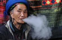 Babcia z fajką, czyli o kulturze palenia tytoniu w Wietnamie