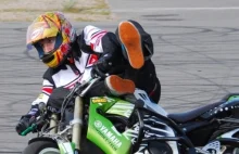 Stunt w Polsce. Jeden z najlepszych zawodników o ekstremalnej jeździe na moto..