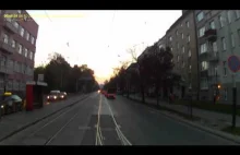 Kolizja Mercedesa z tramwajem z perspektywy motorniczego