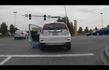 Kobieta, która została przejechana przez własny samochód na skrzyżowaniu...