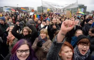 Finlandia legalizuje małżeństwa jednopłciowe. Parlament przyjął...