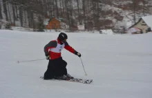 Księża w sutannach ścigają się na nartach w Wiśle Filmik + zdjęcia