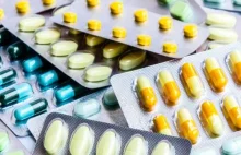 Codziennie kilka tysięcy Polaków kupuje w aptekach fałszywe leki