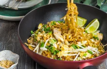 Pad thai z kurczakiem