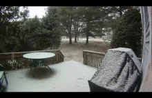 Timelapse - niecodzienna śnieżyca na północno-wschodnim wybrzeżu USA (Luty 2013)