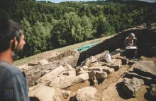 Na Górze Zyndarama w Maszkowicach odkryto prehistoryczny gród
