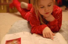 Czytanie dzieciom poprawia ich rozwój intelektualny