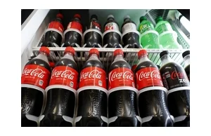 Skażą butelki Coca-Coli w sklepach kwasem solnym?