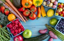 UOKiK: Na sprzedaży owoców i warzyw najwięcej zarabiają pośrednicy