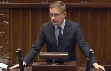 Sejm: Winnicki usunięty z mównicy za pytanie o powody zdjęcia ustawy anty-447