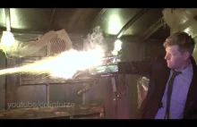 Colin Furze i jego rękawica bojowa inspirowana grą Deus Ex
