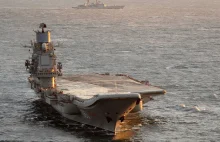 Londyn wysyła okręty wojenne, by śledziły rosyjską flotyllę