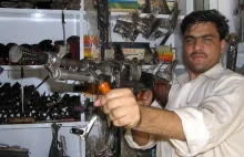 Skąd talibowie biorą te wszystkie zabawki?