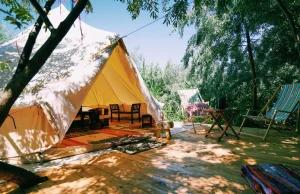 Kemping na pięć gwiazdek, czyli glamping.