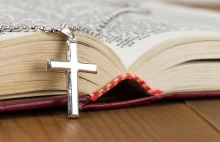 „Jezus neutralny płciowo”. Kolejny absurdalny pomysł Kościoła w Szwecji