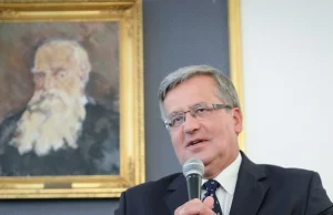 Komorowski prezydentem jeszcze 3 lata. Przynajmniej w podręczniku