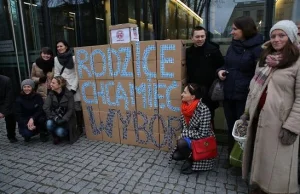 "Rodzice chcą mieć wybór" w sejmie a wszystkie media milczą