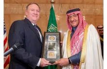 Zastępca premiera A. Saudyjskiej, odznaczony przez CIA za walkę z terroryzmem.