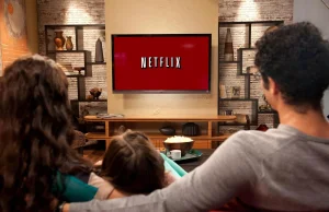 7 filmów i seriali na Netflix, które warto obejrzeć w jesienne wieczory