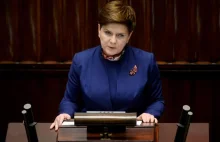 Szydło wpadła we własne sidła... Lech Kaczyński również odznaczył Fransa...