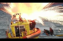 Gdynia- eksplozja fajerwerków na łodzi...