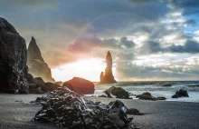 Czarna plaża Reynisfjara na Islandii - musicie to zobaczyć!