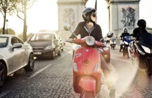 Paryż już niedługo wyrzuci z centrum starsze motocykle