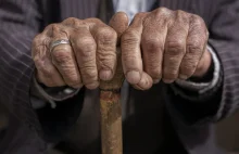 Dramat w domu spokojnej starości. 82-letni pensjonariusz zgwałcił 90-latkę