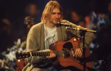 Sweter i włosy Kurta Cobaina trafiły na aukcję
