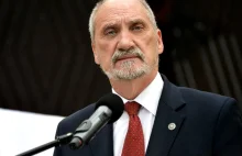 Macierewicz: Stołeczny garnizon ma obowiązek strzec popiersia Lecha Kaczyńskiego